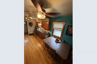 1616 E Eden Pl, Saint Francis, WI 53235 - Photo 6