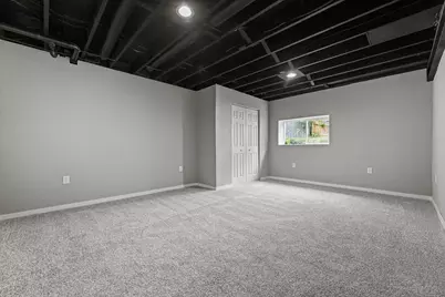 1246  Lombardi Way, Waukesha, WI 53186 - Photo 22