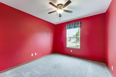 755  Meadowview Ln, Johnson Creek, WI 53038 - Photo 12