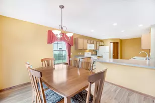 755 Meadowview Ln, Johnson Creek, WI 53038 - Photo 6