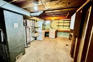 6120 W Port Ave, Milwaukee, WI 53223 - Photo 36