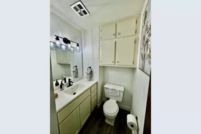 6120 W Port Ave, Milwaukee, WI 53223 - Photo 18
