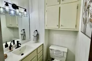 6120 W Port Ave, Milwaukee, WI 53223 - Photo 18