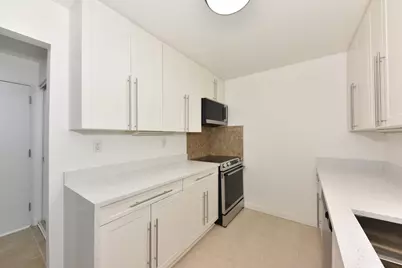 7001 N Green Bay Ave #C, Glendale, WI 53209 - Photo 12