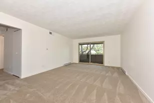 7001 N Green Bay Ave, Glendale, WI 53209 - Photo 8