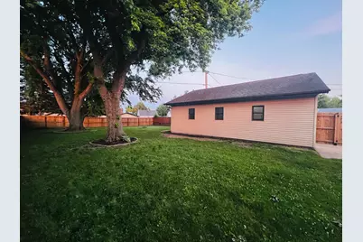 1719 S 21st St, Sheboygan, WI 53081 - Photo 12