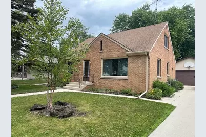 1719 S 21st St, Sheboygan, WI 53081 - Photo 2