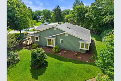 12655 N River Forest Cir, Mequon, WI 53092 - Photo 34