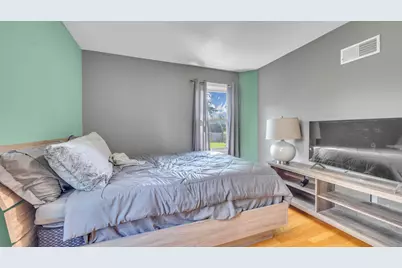 1161 N 8th Ave, West Bend, WI 53090 - Photo 14