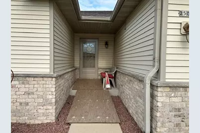 250  Kuehl Dr #B, Iron Ridge, WI 53035 - Photo 2