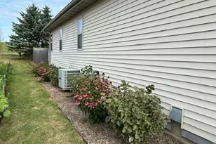 250 Kuehl Dr, Iron Ridge, WI 53035 - Photo 4
