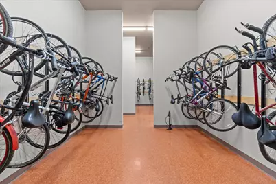 1924 N Hubbard St #203, Milwaukee, WI 53212 - Photo 28
