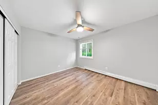 502 Laurel Lake Rd, Thiensville, WI 53092 - Photo 18