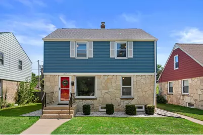 5700 N Sidney Pl, Glendale, WI 53209 - Photo 24