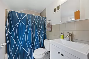 5700 N Sidney Pl, Glendale, WI 53209 - Photo 10