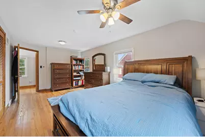 5700 N Sidney Pl, Glendale, WI 53209 - Photo 12