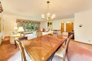 925 Tarrant Dr, Fontana, WI 53125 - Photo 14