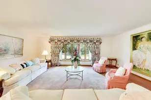 925 Tarrant Dr, Fontana, WI 53125 - Photo 4