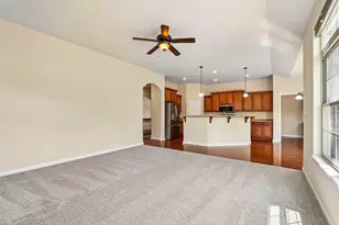 N66W23663 Hillview Dr, Sussex, WI 53089 - Photo 14