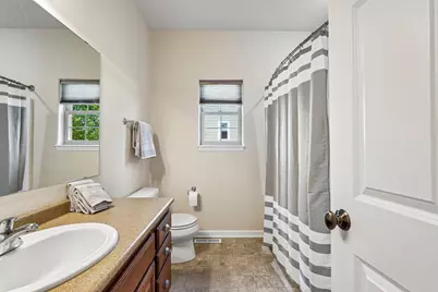 N66W23663  Hillview Dr, Sussex, WI 53089 - Photo 36