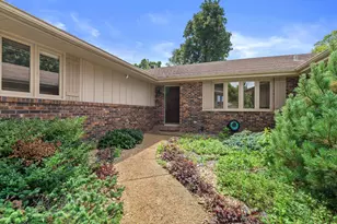 8640 111th Ave, Pleasant Prairie, WI 53158 - Photo 2
