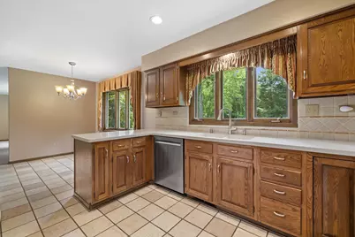 8640  111th Ave, Pleasant Prairie, WI 53158 - Photo 12