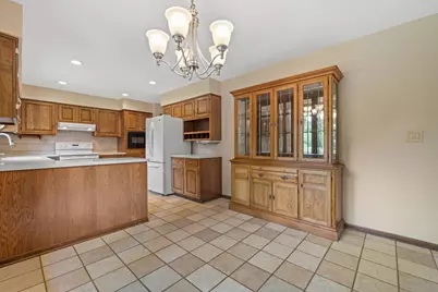 8640  111th Ave, Pleasant Prairie, WI 53158 - Photo 10