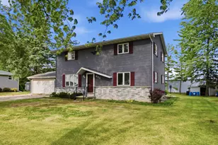 825 Landis St, Rockland, WI 54207 - Photo 2