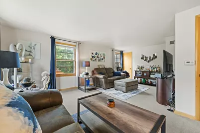 8811 W Hawthorne Ave #8813, Wauwatosa, WI 53226 - Photo 22