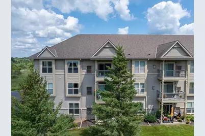 230  Hilldale Dr #1311, Hartford, WI 53027 - Photo 2