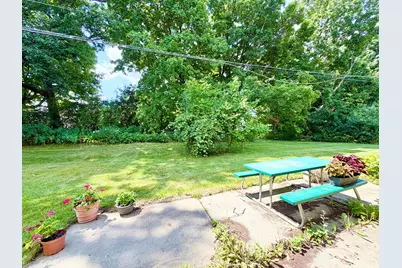 875  Anthony Ln, Brookfield, WI 53045 - Photo 2