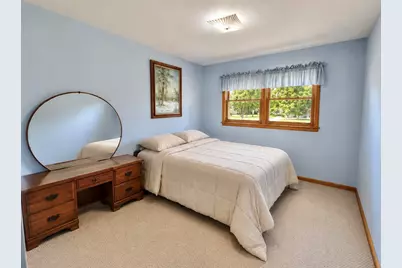 875  Anthony Ln, Brookfield, WI 53045 - Photo 14
