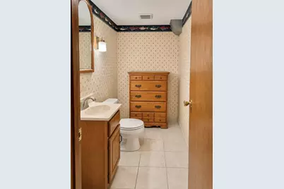 875  Anthony Ln, Brookfield, WI 53045 - Photo 16