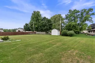 W154N6431 Marvel Dr, Menomonee Falls, WI 53051 - Photo 32