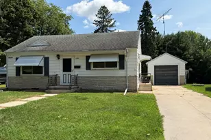 2332 Vanburen St, New Holstein, WI 53061 - Photo 1