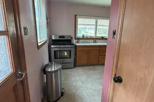 2332 Vanburen St, New Holstein, WI 53061 - Photo 10