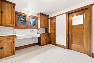 2551 N 66th St, Wauwatosa, WI 53213 - Photo 26