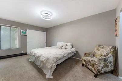 8617 N Servite Dr #206, Milwaukee, WI 53223 - Photo 10