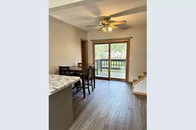 1718  Hagar St, La Crosse, WI 54603 - Photo 6