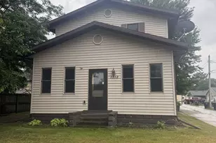 1718 Hagar St, La Crosse, WI 54603 - Photo 1