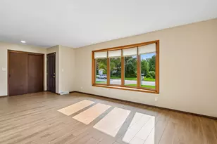 4120 S Regal Dr, New Berlin, WI 53151 - Photo 8