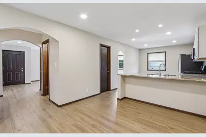 4120 S Regal Dr, New Berlin, WI 53151 - Photo 16