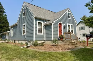 610 S Main St, Viroqua, WI 54665 - Photo 2