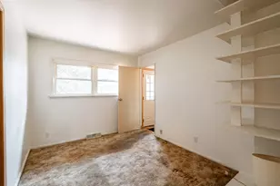 10504 S 4th Ave, Oak Creek, WI 53154 - Photo 16
