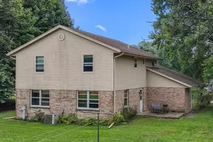 S89W23060 King Pkwy, Big Bend, WI 53103 - Photo 26