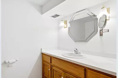 1232  Cavalier Dr, Waukesha, WI 53186 - Photo 22