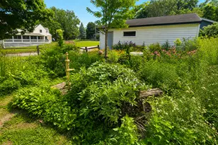 306 Park Ave, Pewaukee, WI 53072 - Photo 28