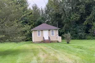 N1275 Mulberry Dr, Bloomfield, WI 53128 - Photo 2