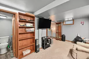 211 N 10th St, Watertown, WI 53094 - Photo 14