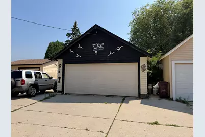 1321 S 16th St, Manitowoc, WI 54220 - Photo 4